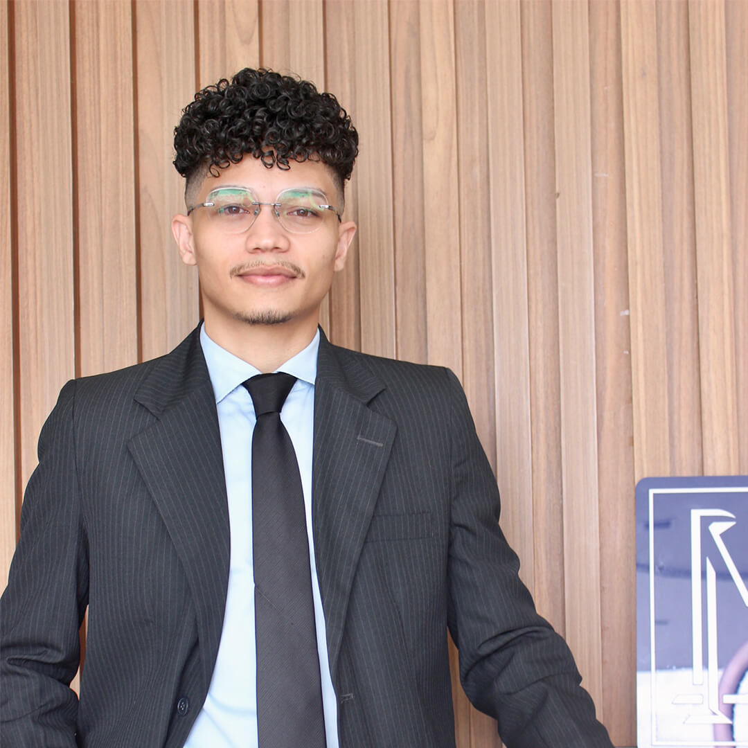 antonio-01 antonio-01